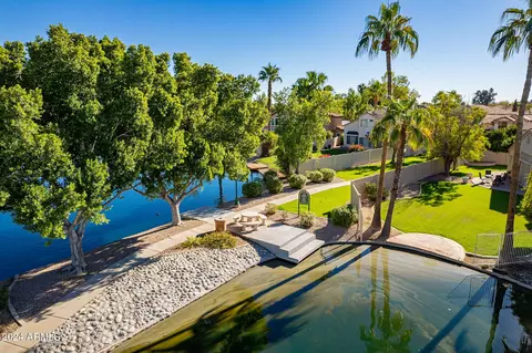 View/Area - 242 E Stonebridge Dr, Gilbert, AZ 85234 photo 10 of 15