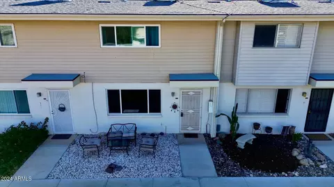 8221 E Garfield St #L09, Scottsdale, AZ 85257