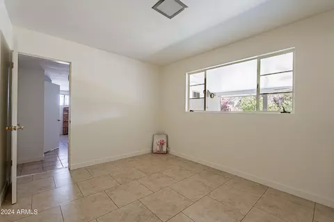 Bedroom - 6841 N 15th Pl, Phoenix, AZ 85014 photo 2 of 11