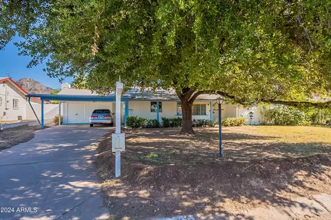 Exterior - 6841 N 15th Pl, Phoenix, AZ 85014 photo 1 of 11