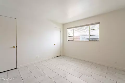 Bedroom - 6841 N 15th Pl, Phoenix, AZ 85014 photo 5 of 11