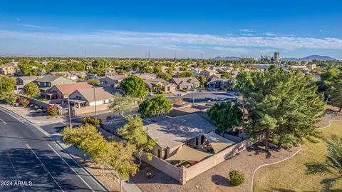 View/Area - 520 S Brett St, Gilbert, AZ 85296 photo 1 of 8