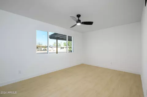 Bedroom - 3155 W Augusta Ave, Phoenix, AZ 85051 photo 3 of 3