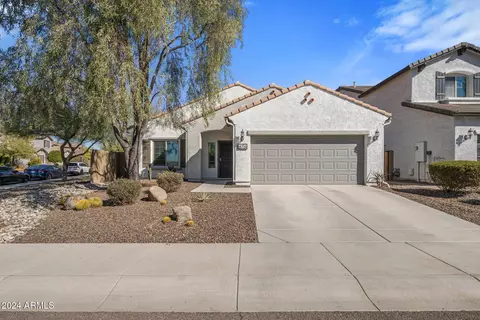 1676 W Cavedale Dr, Phoenix, AZ 85085