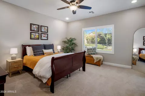 1676 W Cavedale Dr, Phoenix, AZ 85085 photo 3