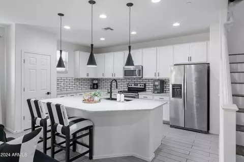 4636 E Tierra Buena Ln, Phoenix, AZ 85032 photo 8