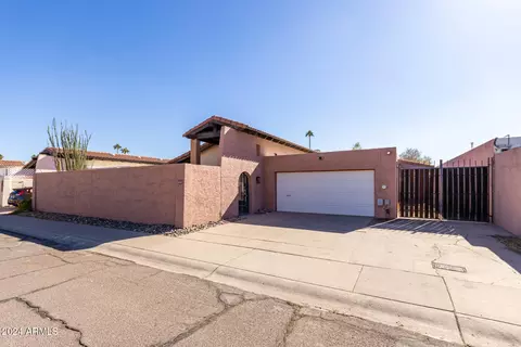 2037 E Balboa Dr, Tempe, AZ 85282 photo 2