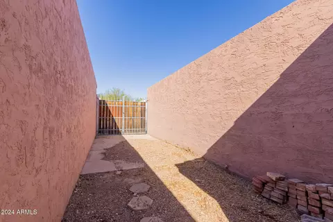 2037 E Balboa Dr, Tempe, AZ 85282 photo 32