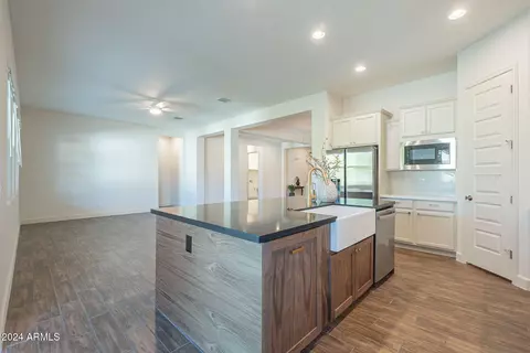 Kitchen - 10728 E Tarragon Ave, Mesa, AZ 85212 photo 7 of 8