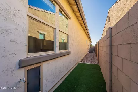 Exterior - 10728 E Tarragon Ave, Mesa, AZ 85212 photo 10 of 16