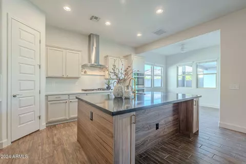 Kitchen - 10728 E Tarragon Ave, Mesa, AZ 85212 photo 1 of 8