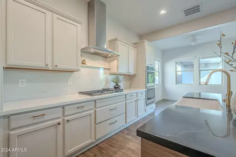 Kitchen - 10728 E Tarragon Ave, Mesa, AZ 85212 photo 3 of 8