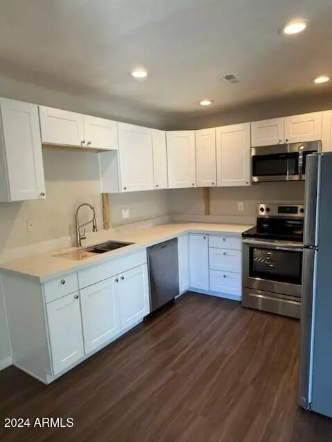 286 W Palomino Dr #72, Chandler, AZ 85225