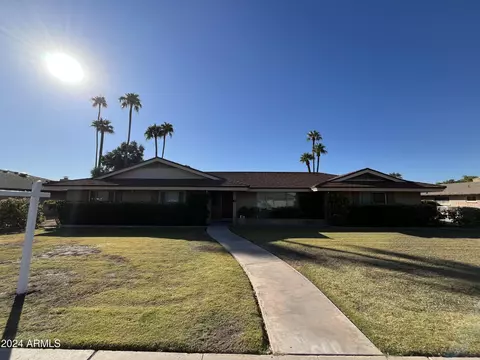 2033 E Laguna Dr, Tempe, AZ 85282