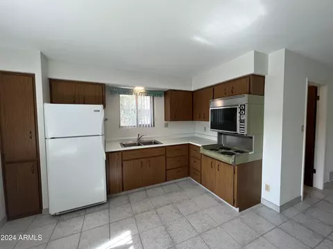 2033 E Laguna Dr, Tempe, AZ 85282 photo 20