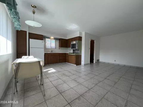 2033 E Laguna Dr, Tempe, AZ 85282 photo 18