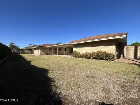 2033 E Laguna Dr, Tempe, AZ 85282 photo 23