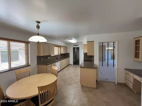 2033 E Laguna Dr, Tempe, AZ 85282 photo 8