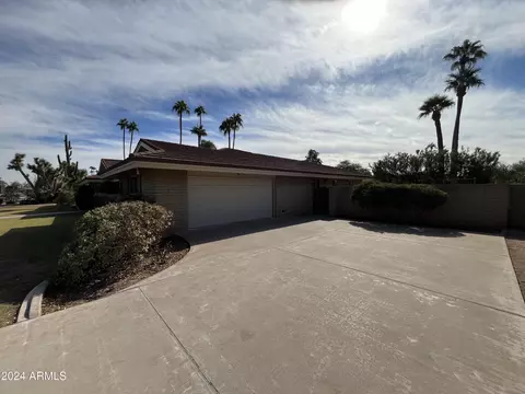 2033 E Laguna Dr, Tempe, AZ 85282 photo 3