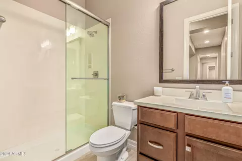 Bath - 1960 E Blackhawk Dr, Gilbert, AZ 85298 photo 1 of 6