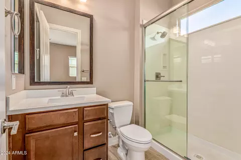 Bath - 1960 E Blackhawk Dr, Gilbert, AZ 85298 photo 5 of 6