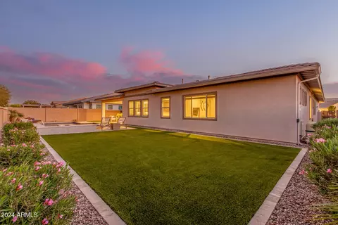 Exterior - 1960 E Blackhawk Dr, Gilbert, AZ 85298 photo 6 of 19