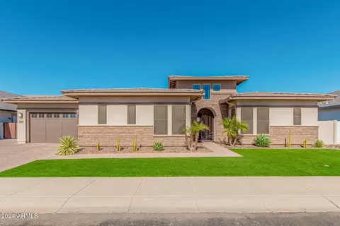 Exterior - 1960 E Blackhawk Dr, Gilbert, AZ 85298 photo 3 of 19