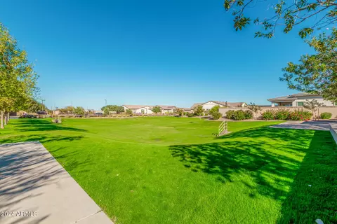 Exterior - 1960 E Blackhawk Dr, Gilbert, AZ 85298 photo 15 of 19