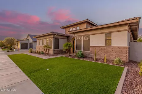 Exterior - 1960 E Blackhawk Dr, Gilbert, AZ 85298 photo 2 of 19