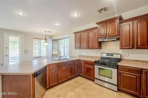 3795 E Latham Ct, Gilbert, AZ 85297 photo 11