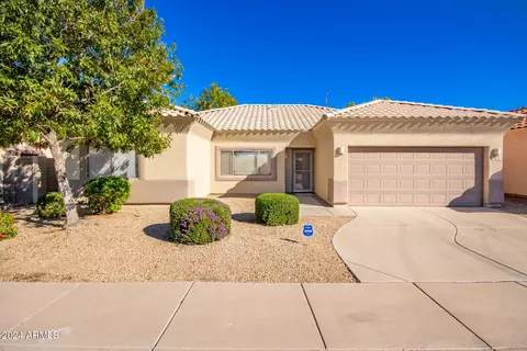 5621 S 27th St, Phoenix, AZ 85040