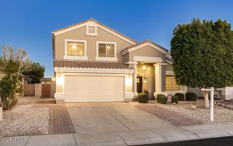 18477 N 111th Dr, Surprise, AZ 85378