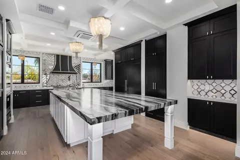 Kitchen - 1480 E Raven Ct, Gilbert, AZ 85297 photo 2 of 10