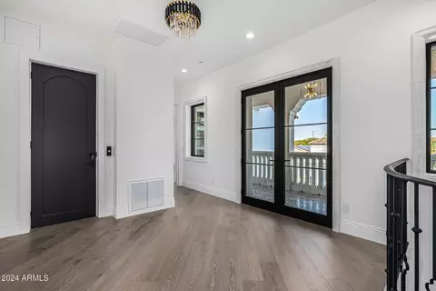 Entry Way - 1480 E Raven Ct, Gilbert, AZ 85297 photo 6 of 13