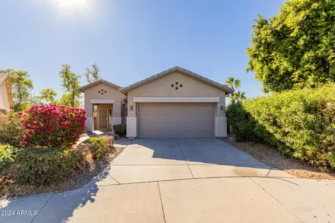 2 N 123rd Dr, Avondale, AZ 85323