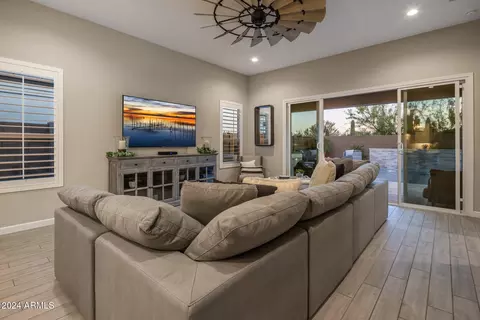 1941 E Robb Ln, Phoenix, AZ 85024 photo 17