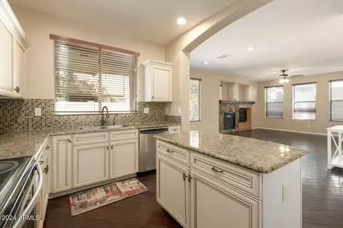 4340 E Park Ave, Gilbert, AZ 85234 photo 6