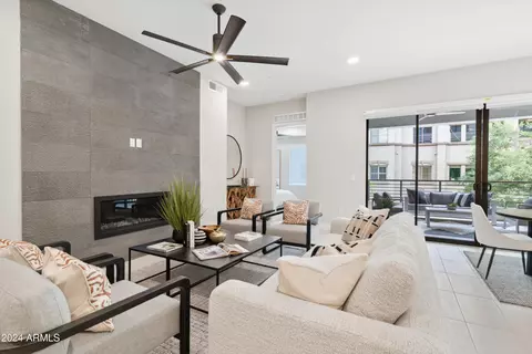 5250 E Deer Valley Dr #348, Phoenix, AZ 85054
