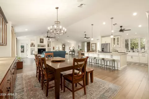 Dining - 5316 E Osborn Rd, Phoenix, AZ 85018 photo 1 of 1