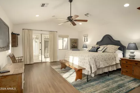 Bedroom - 5316 E Osborn Rd, Phoenix, AZ 85018 photo 1 of 3