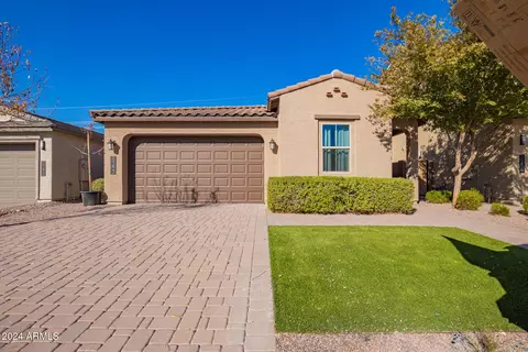 11622 W Luxton Ln, Avondale, AZ 85323