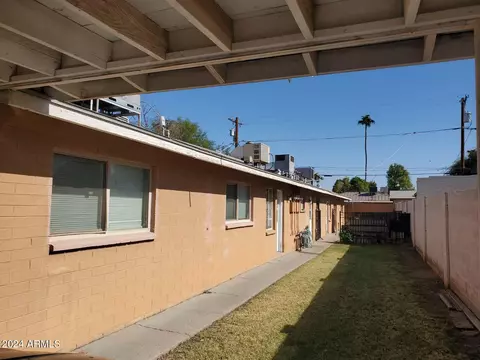 2823 N 30th Pl, Phoenix, AZ 85008 photo 2