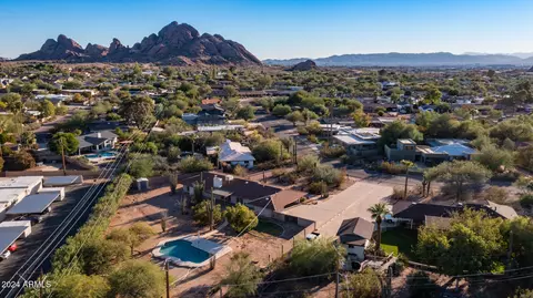 2823 N 58th St, Scottsdale, AZ 85257