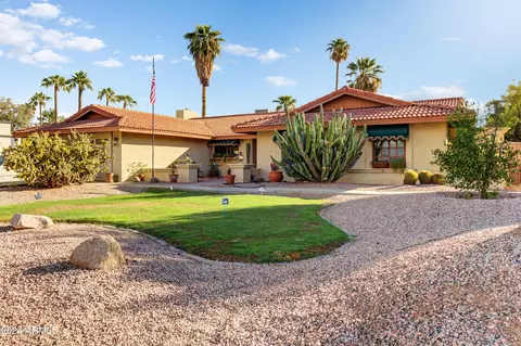 15863 N 46th Pl, Phoenix, AZ 85032