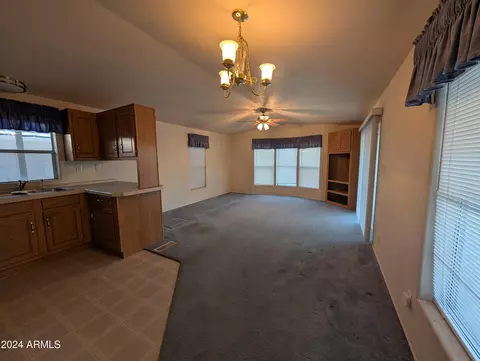 13493 E 52nd St, Yuma, AZ 85367 photo 4