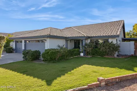 1548 N Seton St, Mesa, AZ 85205 photo 2