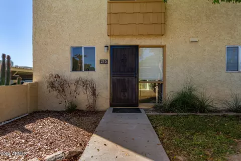 4630 N 68th St #215, Scottsdale, AZ 85251