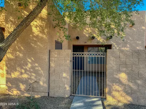 8940 W Olive Ave #134, Peoria, AZ 85345
