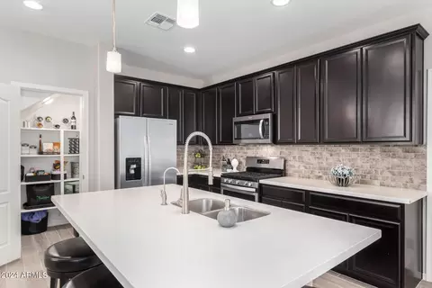 948 E Anderson Ave, Phoenix, AZ 85022 photo 8