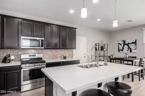 948 E Anderson Ave, Phoenix, AZ 85022 photo 9